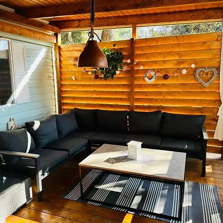 Camping Oak Tree Mobile Home, Camp Soline Biograd Na Moru