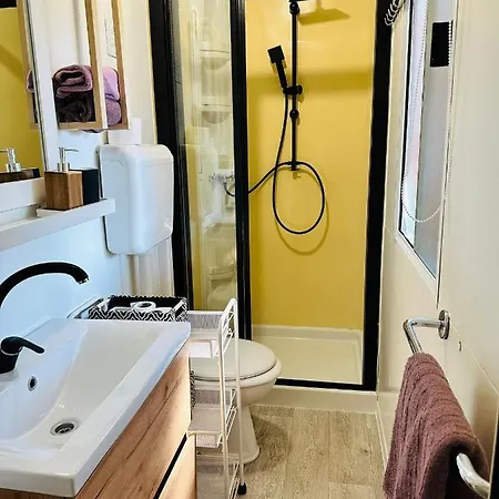 Oak Tree Mobile Home, Camp Soline Biograd Na Moru