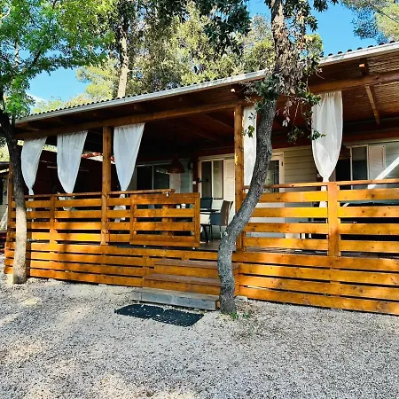 Camping Oak Tree Mobile Home, Camp Soline
