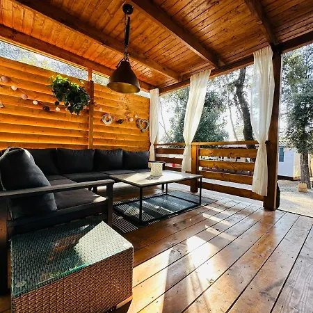 Oak Tree Mobile Home, Camp Soline Camping